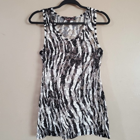 Almost Famous Womens Lace Tank Top Size XL Black White Sheer Floral Pullover - Picture 1 of 13